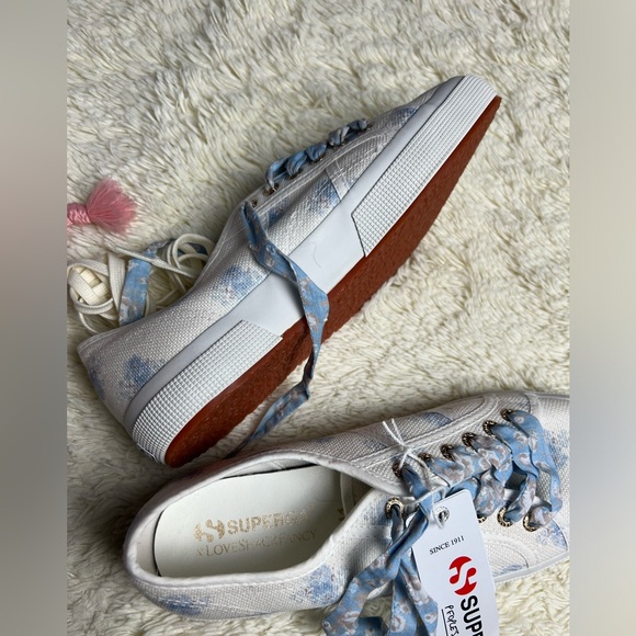 Superga women’s love shack fancy white floral sneaker size 9.5 US NEW - Picture 10 of 13